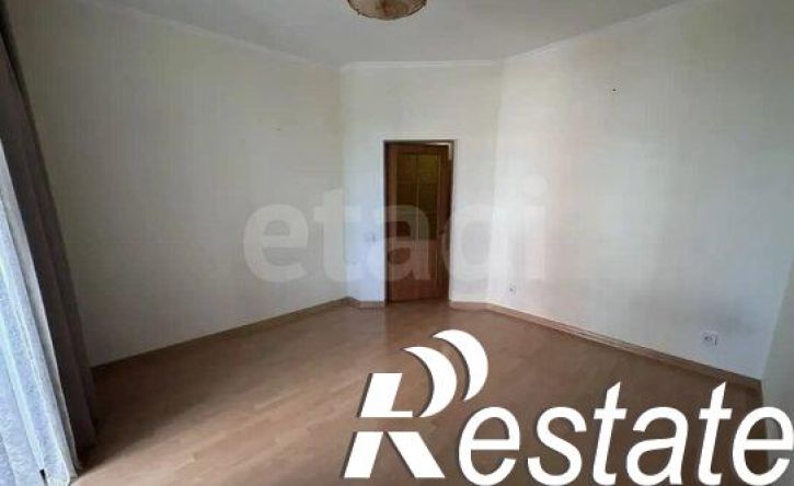 3-комн квартира улица Никитина, 19,  д. 19